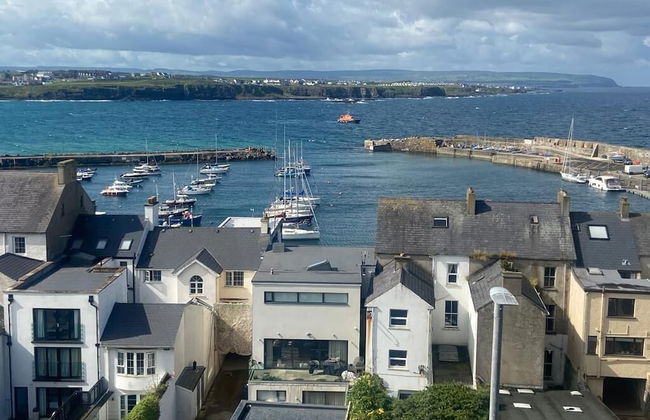 Portrush Penthouse Stunning Harbour & Atlantic Views - Photo 21