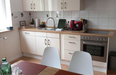 City Apartment 1#Netflix &Wlan &Kingsize Bett &Kaffee Maschine & Zentral & 500m Innenhafen & 2 min U Bahn - Photo 29