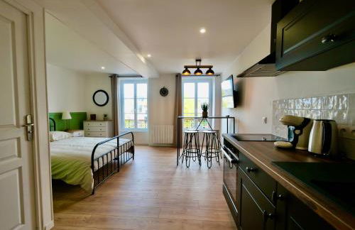 D-Day Suites - Photo 69