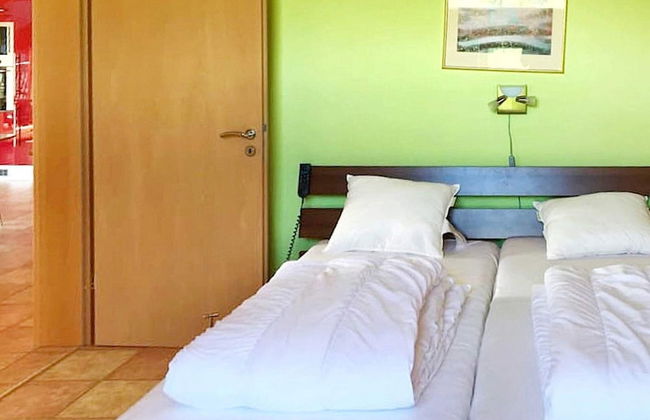 Holiday Home in EidsvÃ¥g - Foto 2