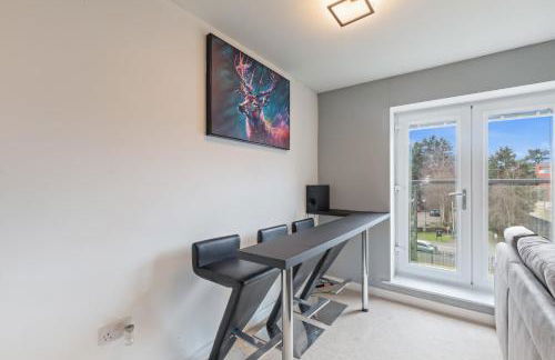 Spacious and Modern 2BR Stay Free Parking and WiFi - Foto 13