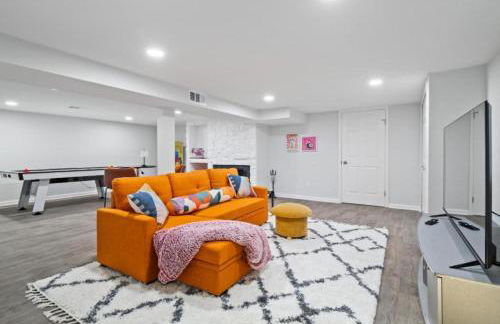 Spacious and Luxury Designed Ranch with Game Room - Foto 9