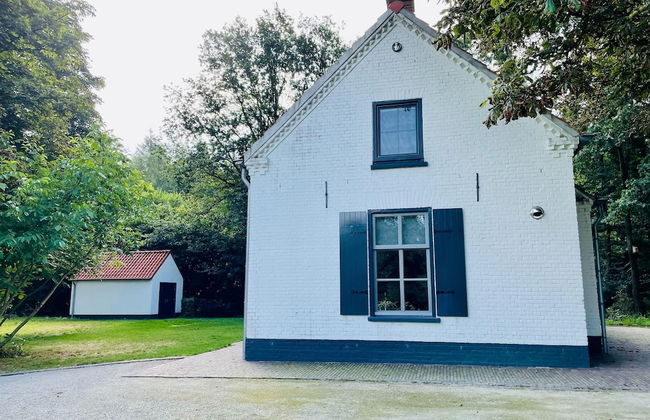 Alluring Holiday Home in Erp Near Forest - Photo 58