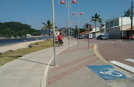 CASA - FRENTE PARA O MAR - Foto 68