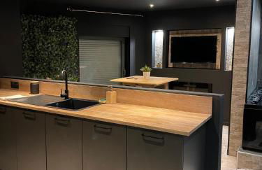 Spa & Love Exotic - Balnéo - Sauna - Parking - Foto 24