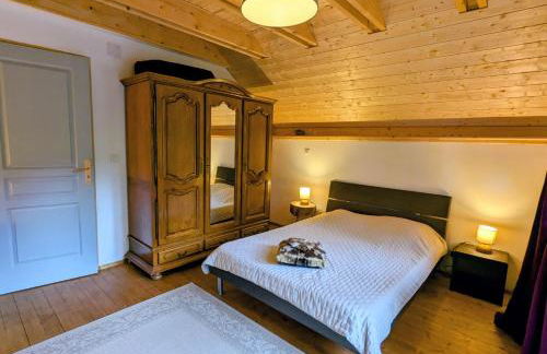 Chalet bois au calme, en lisière de forêt, balcons, sentiers balades Gérardmer & Alsace "Chalet Mon beau sapin" - Foto 11