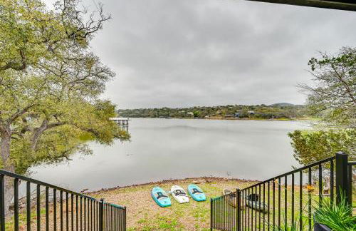 Chic Burnet Home on Lake Buchanan with 2 Fireplaces! - Foto 10