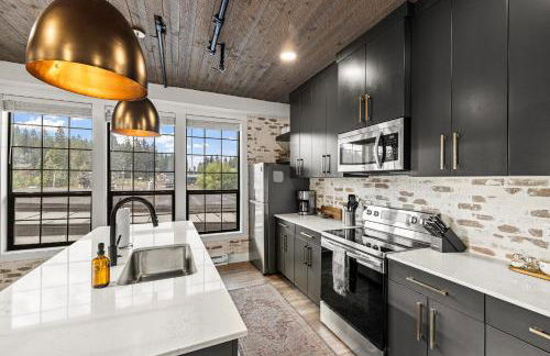 The Loft 10 - Steps from the Lake & Dining- Newly renovated in the heart of McCall - Foto 13