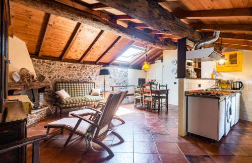 GuestHost - Nearby 5 Terre Lovely Mansarda - Foto 3