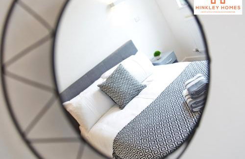 City Centre - Free Parking - HPC transport links - By Hinkley Homes Short Lets & Serviced Accommodation - Foto 46