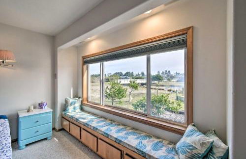 Pet-Friendly Ocean Park Home with Decks and View! - Foto 18