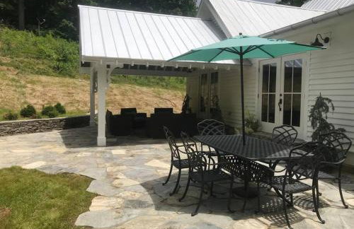 1878 Victorian Farm House near Asheville - Foto 14