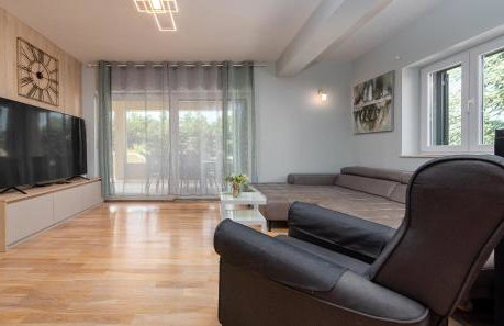 Villa Field Hill with Swimming Pool and Tennis Court - Foto 20