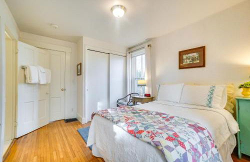 The Porch House Located in Historic Village - Foto 15