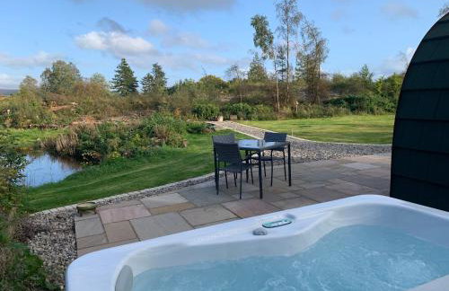 Red Squirrel Pod with Hot Tub - Foto 1