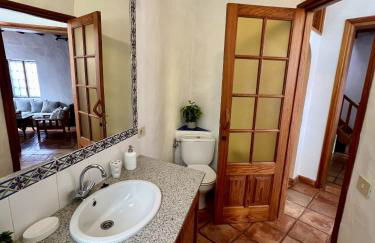 Casa Rural Las Guindas - Cozy Rural House, Hierro - Foto 16