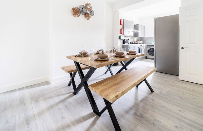 Modern Town Center Apartments Aldershot - Photo 24