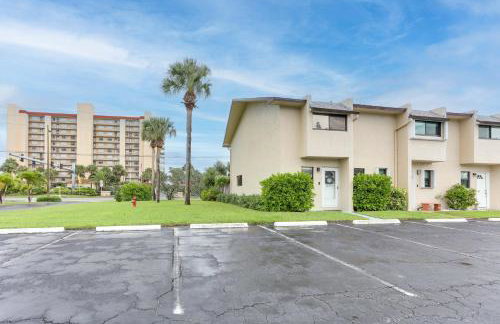 Hutchinson Island Beach Home Beach Access and Patio - Foto 23