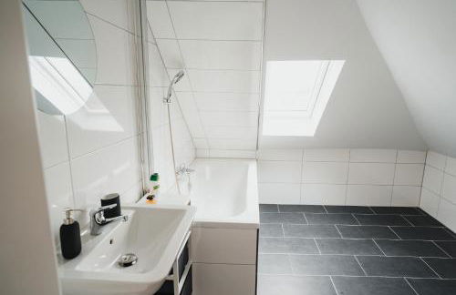 Working Apartment - 8 single beds - 5 Schlafzimmer - Foto 7