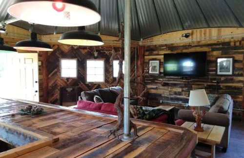 The Highlander - Rustic Mountain Yurt - Foto 6