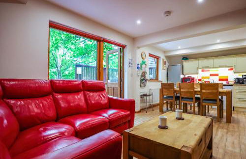 Lodge Nine for 6 with Hot Tub - Spa Resort in Devon - Foto 3