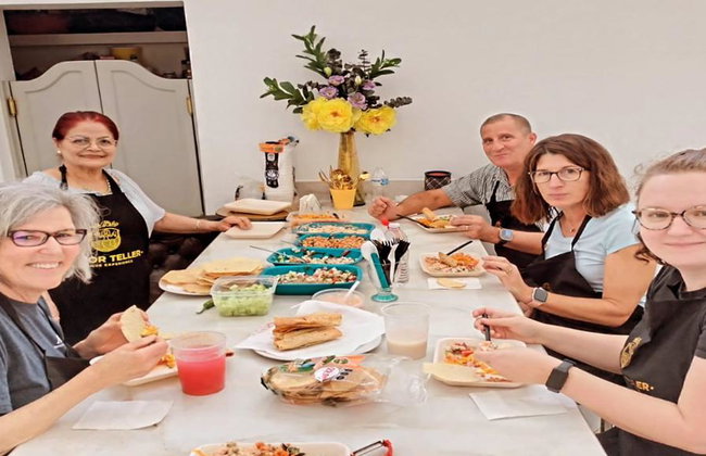 Mexican Kitchen shop-and-cook Experience - Foto 7