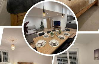 Luxury House, Great Location in Redditch - Contractors - Families - Groups - Relocators - Sleeps 9 - Foto 1