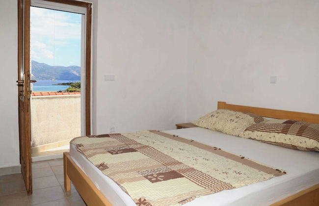 Adorable Stone House With Terrace Near the Beach - Foto 3