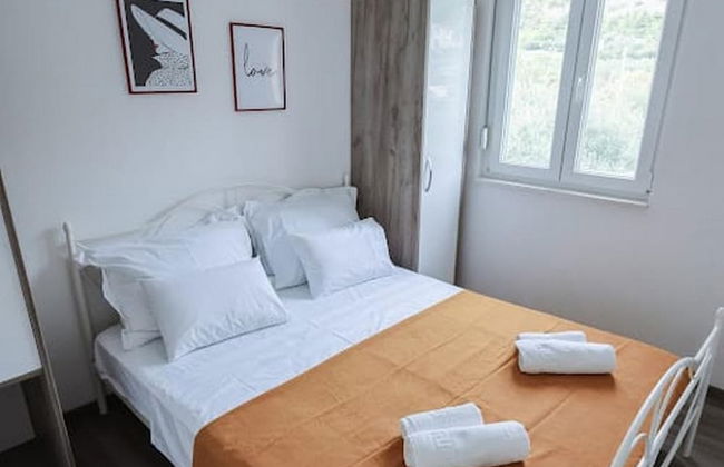 Exclusive Elegant Villa With Pool in Kastel Novi - Foto 2