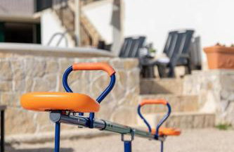 Serene Retreat Holiday Home With Pool - Foto 21