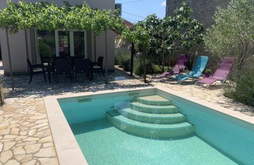 Green Oasis Villa - Photo 1