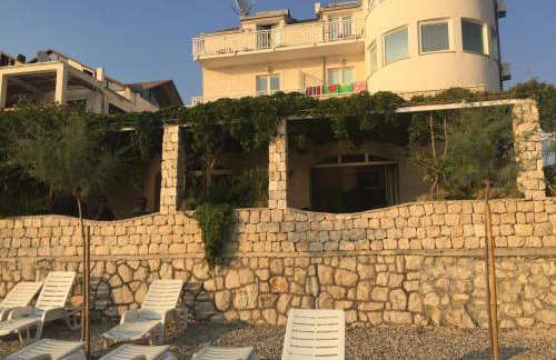 Villa Ante Apartments - Photo 33