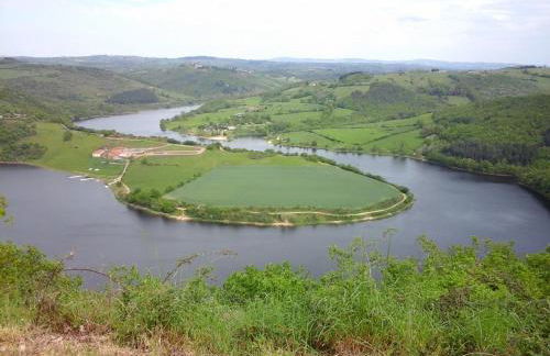 Gîte Authentique avec Internet Très Haut Débit à Amions-Vézelin - FR-1-496-226 - Foto 2