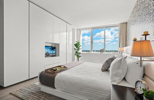 Modern waterfront living at Mondrian South Beach - 1123 - Foto 17