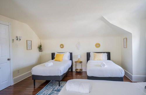 7BR 7BA Big House 1 block from Tropicana and Beach - Foto 60