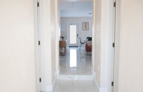 Central Getaway in Little Havana Near Airport, Wynwood, Calle 8 Brickell, Coral Gables and more , Fenced parking - Foto 25