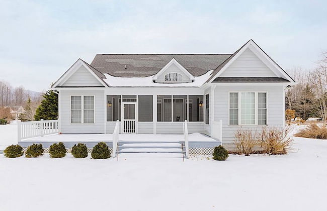 Stoney Creek Cottage Wintergreen w EV Charger - Foto 35