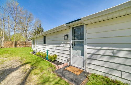 Houghton Lake Cottage - Central Location! - Foto 26