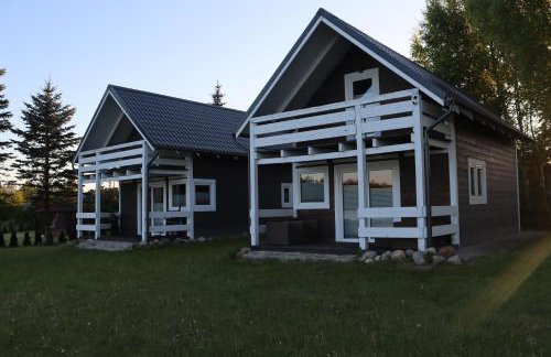 Przy jeziorze - Foto 1