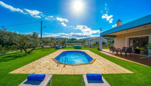 Villa Lima Pool & Jacuzzi Chania - Foto 2, Garden, sunbed, Garden view