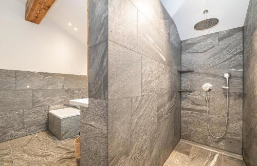 Chalet Kreuth II - Private Alpine Chalet next to Tegernsee for Family & Friends - including Sauna & free parking - Foto 23