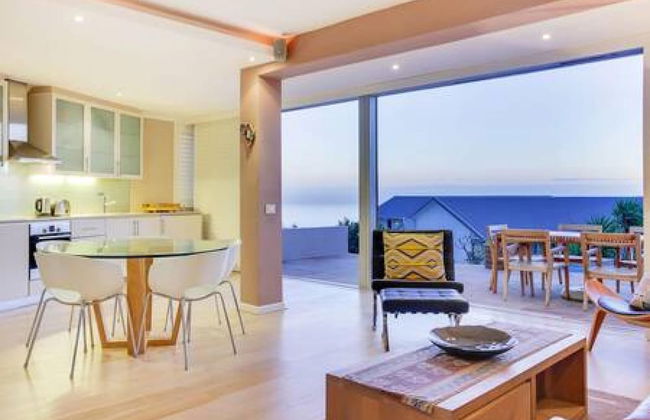 Secure Holiday Apartment w Private Pool Calico - Photo 23