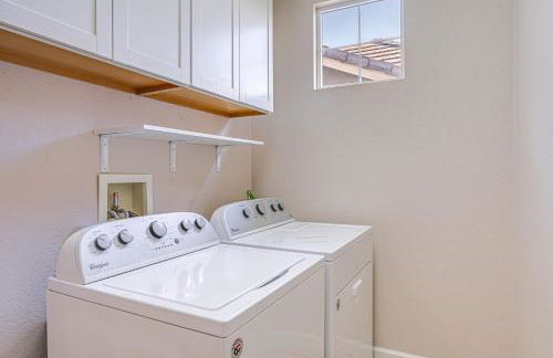 Spacious Bay Point Family Home with Private Yard! - Foto 23