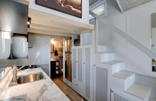 The Merlot Bungalow Defiance Tiny Home on Trail - Foto 8