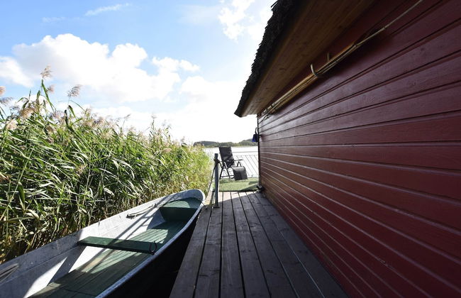 Striking Holiday Home in Sternberg With Jetty - Foto 48