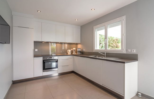 Luxurious Villa in Saint Genies de Fontedit With Heated Pool - Foto 24