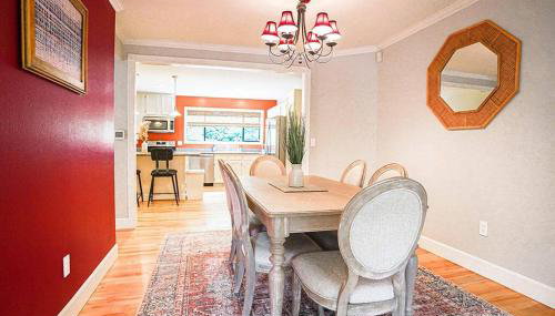 Sunlit contemporary Bellevue Home w a Lush Garden - Foto 3