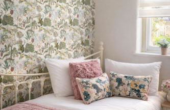 Heron Stays Bath- Charming Village Cottage with Parking, Garden, Just 3 Miles to Bath Centre, Sleeps 5 - Photo 30