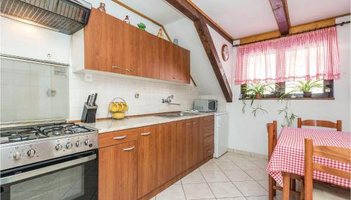 Gorgeous Apartment In Lokve With Wifi - Foto 4
