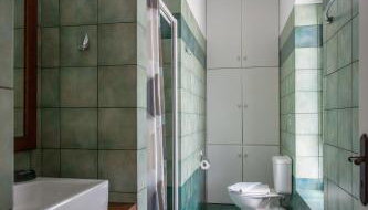 Metohi Georgila - Foto 2, Shower